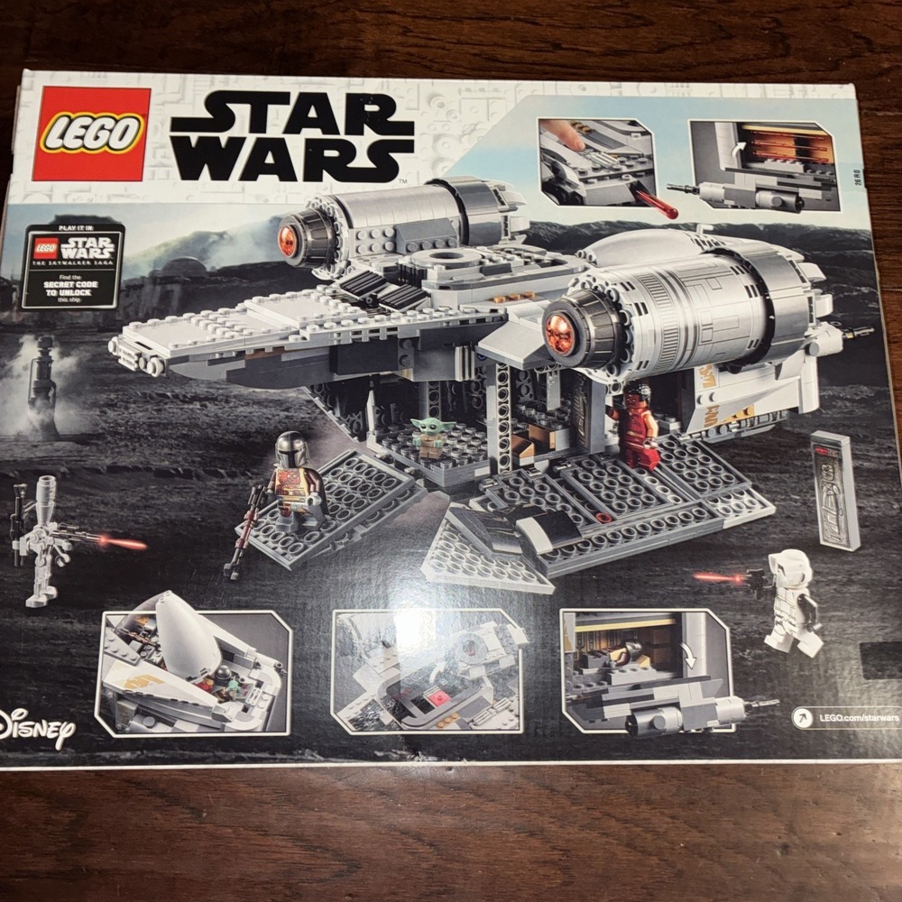LEGO Star Wars The Razor Crest 75292 Brand New Sealed Retired - Picture 2 of 3